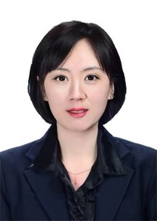 屈丽.png